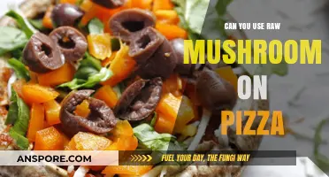 Raw Mushrooms on Pizza: Safe, Tasty, or Culinary Mistake?