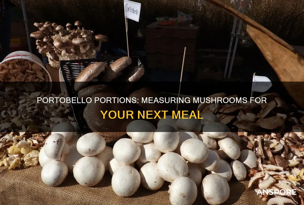 how many large mushrooms in 1 cup