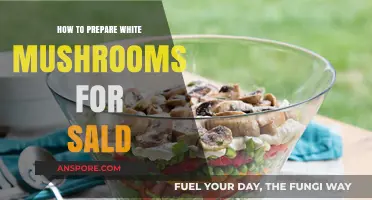 Perfectly Prepped White Mushrooms: A Simple Salad Preparation Guide