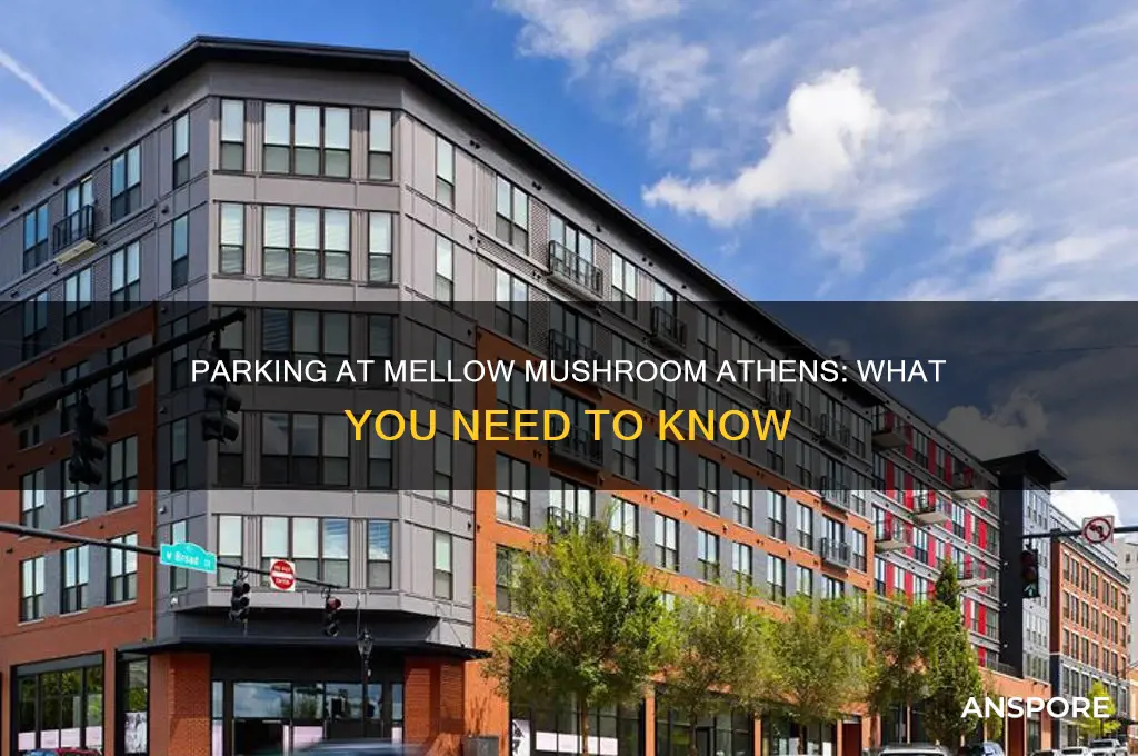 is there parking at mellow mushroom in athens