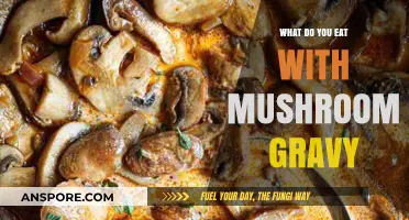 Delicious Pairings: What to Eat with Mushroom Gravy for Perfect Meals