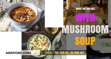Delicious Pairings: Best Foods to Enjoy with Creamy Mushroom Soup