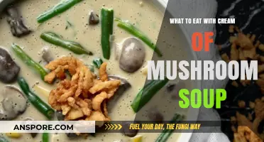 Delicious Pairings: Best Foods to Serve with Cream of Mushroom Soup